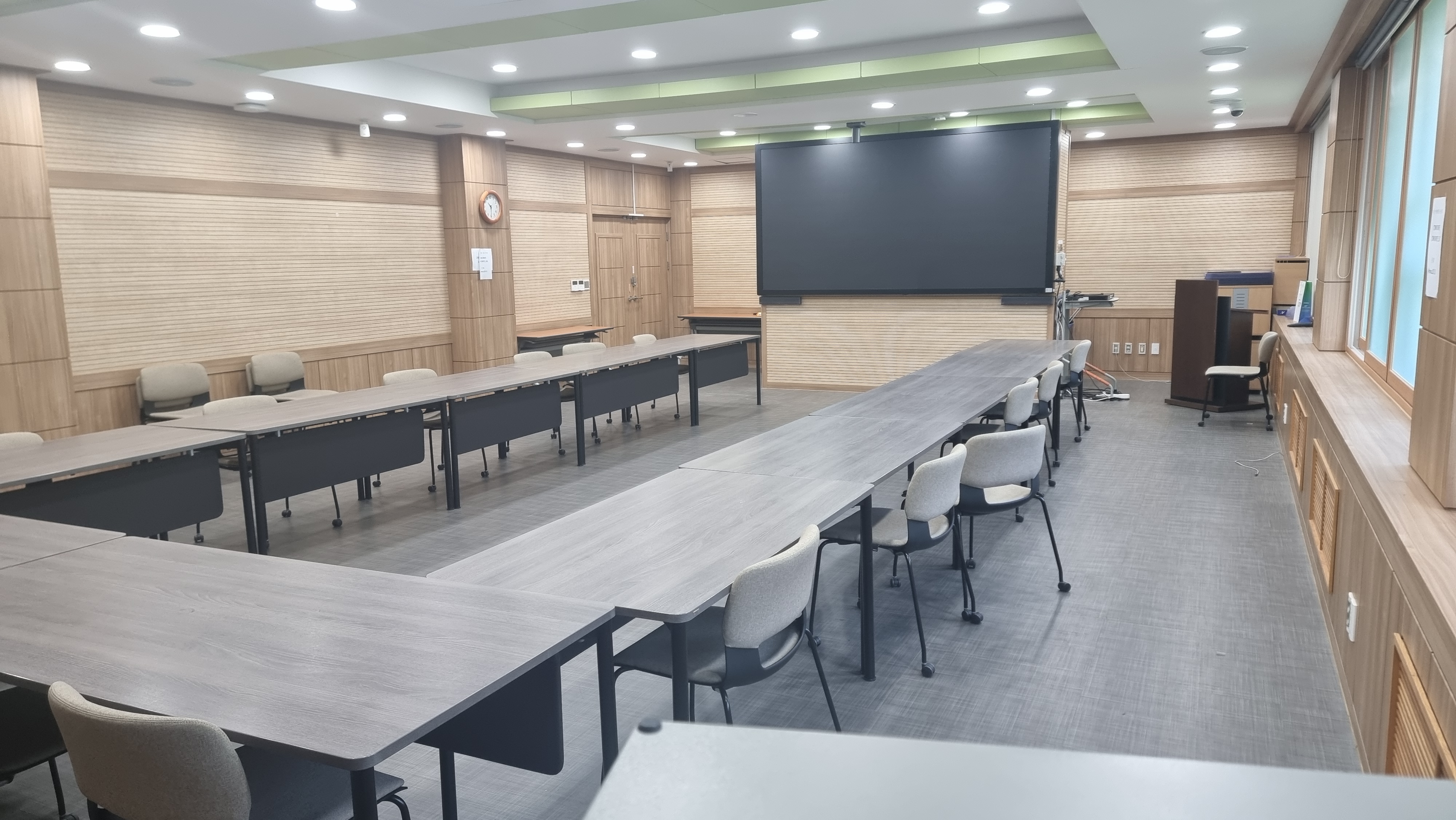 81호관 406호(이용불가_사무실이전)